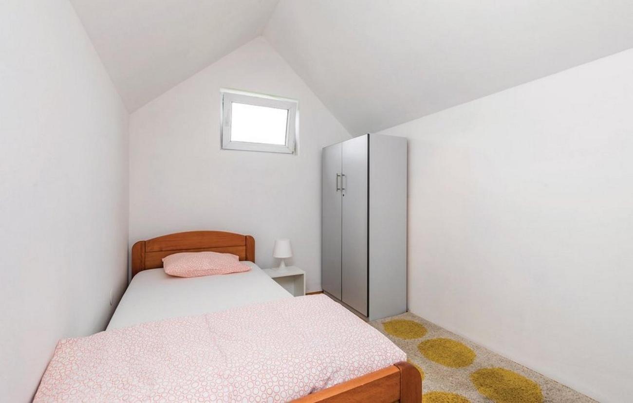 Apartments For Families With Children Jasenak, Karlovac - 17501 الغرفة الصورة