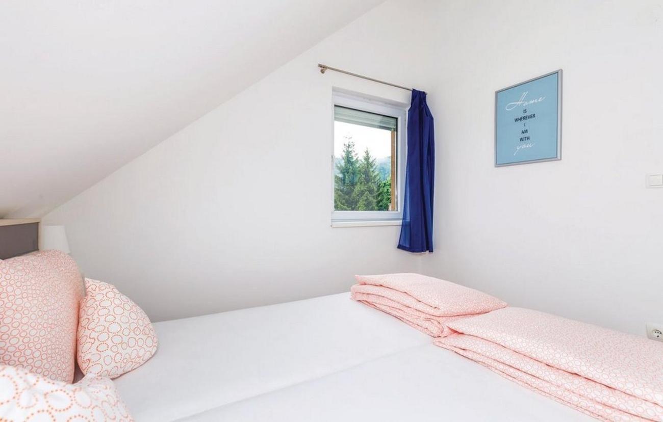 Apartments For Families With Children Jasenak, Karlovac - 17501 الغرفة الصورة